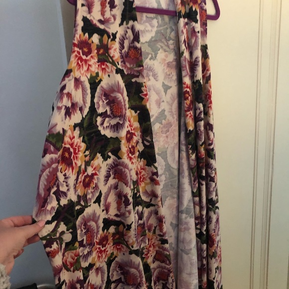 Lularoe sweatered Joy - Picture 2 of 2